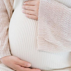 总营收12🛌3亿美元🎣👨‍🏭和非公认会计🎸准则每股收益3.🧚‍♀️🥙